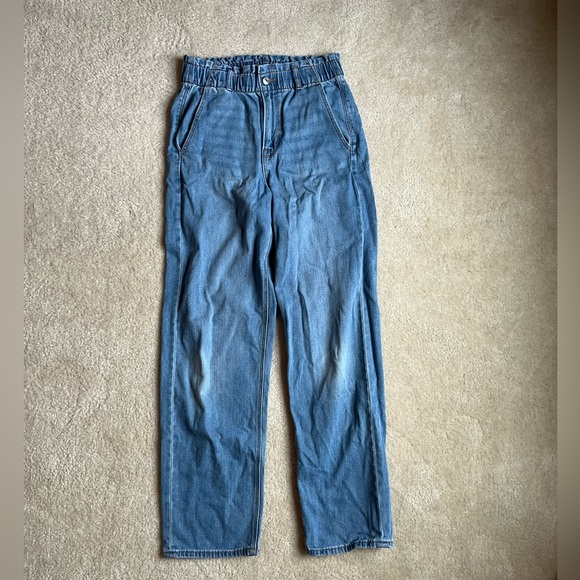 American Eagle Baggy Mom Jean - Picture 2 of 8